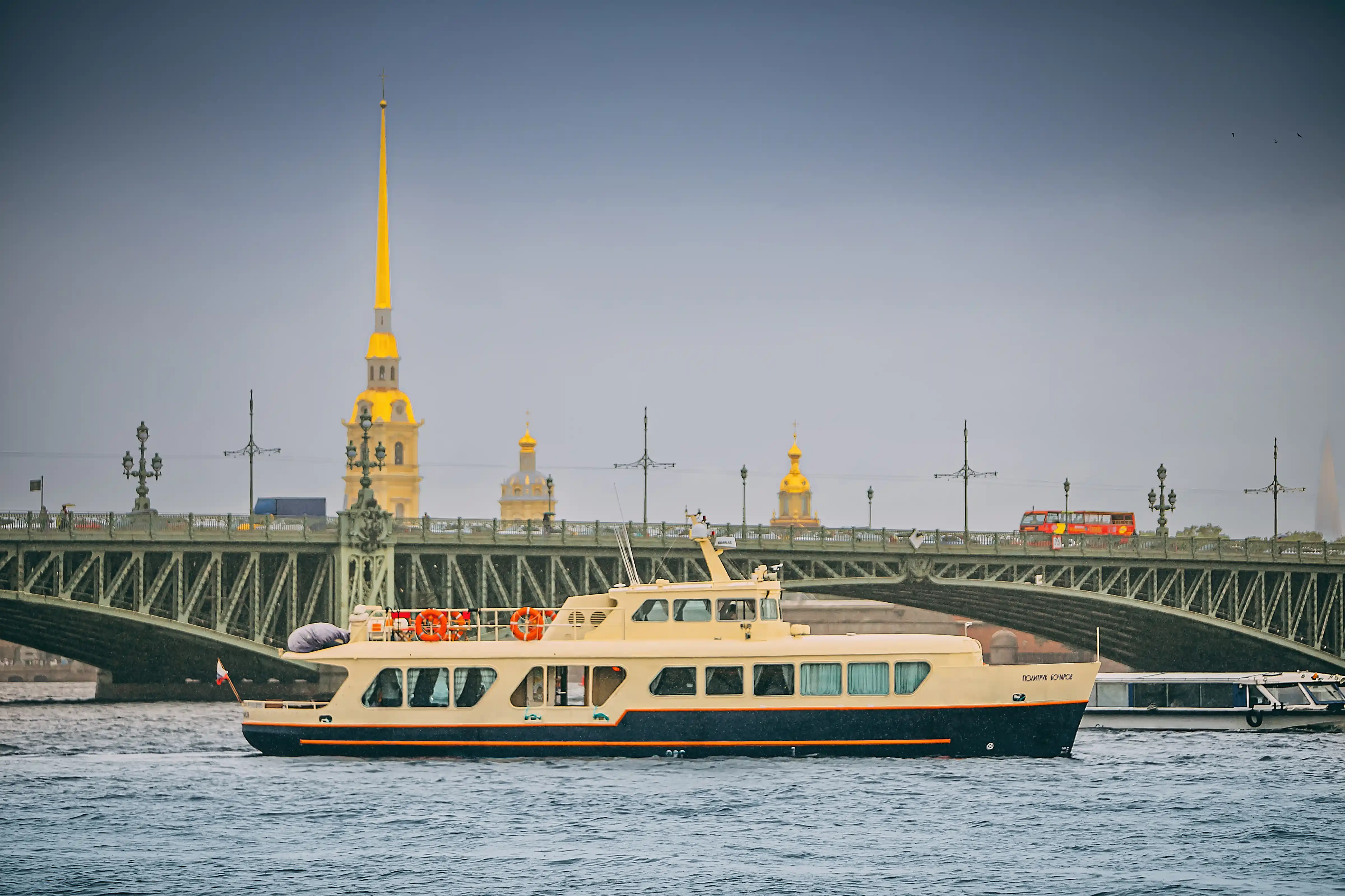 Теплоход "Политрук Бочаров" image- 1